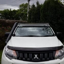 Mitsubishi Triton MQ - 50" Curved Windscreen Mount