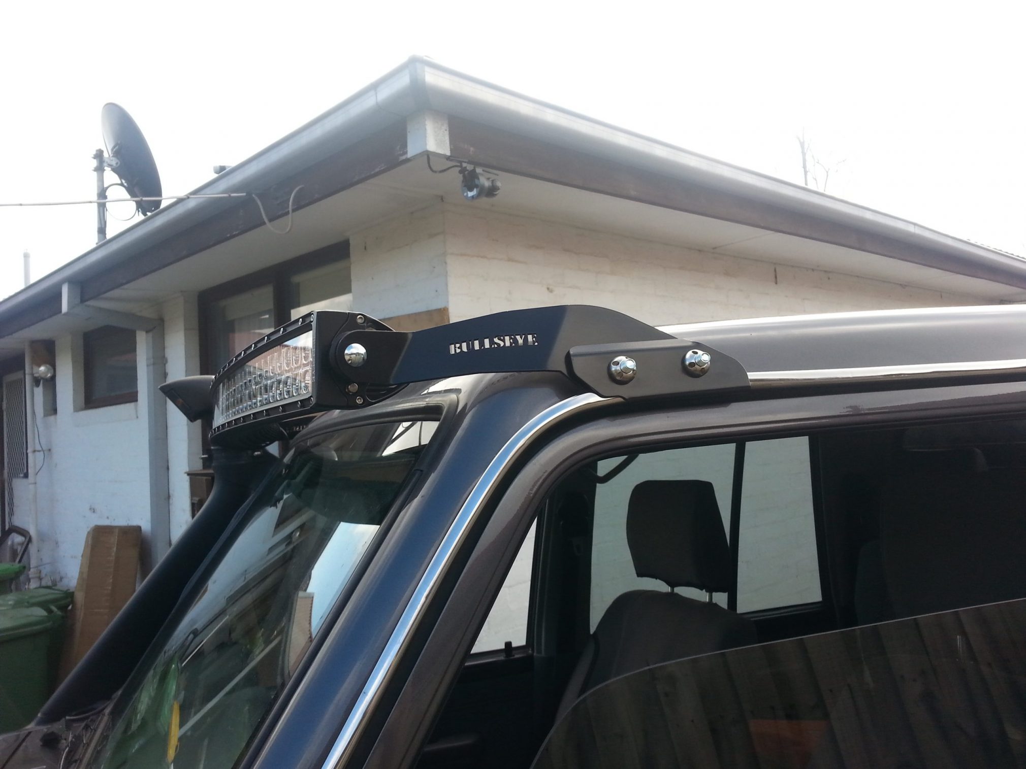 Toyota LandCruiser 79/76 Series 50 inch Curved Light Bar Windscreen Mount Brackets Black or Stainless Bullseye Products 4x4 Lilydale Melbourne Australia