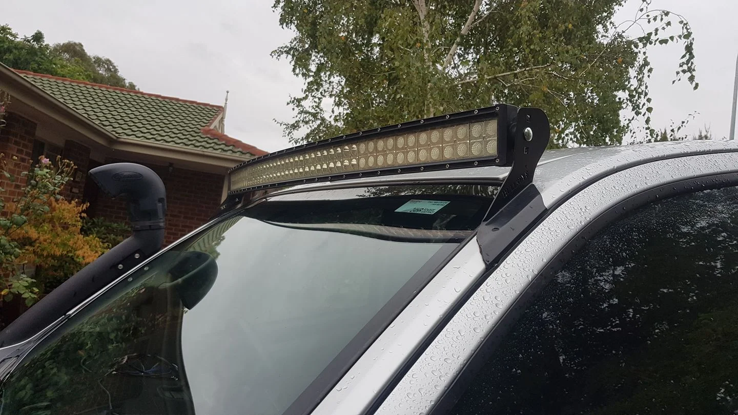 Holden Colorado RG – 50″ Curved Windscreen Mount