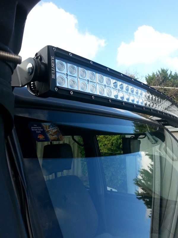 Toyota Landcruiser 79/76 Series - 50" Curved Windscreen Mounting Bracket