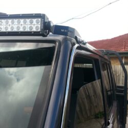 79 Series 50inch windscreen mounting brackets (3)