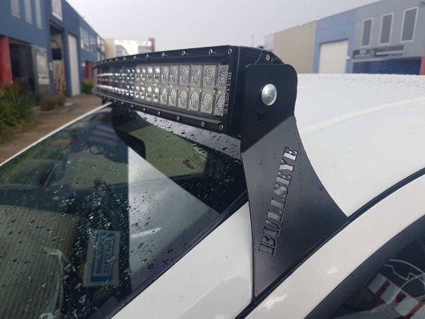 Nissan Navara NP300 / D23 (2014 - Present) – 50″ Curved Windscreen Mounting Bracket