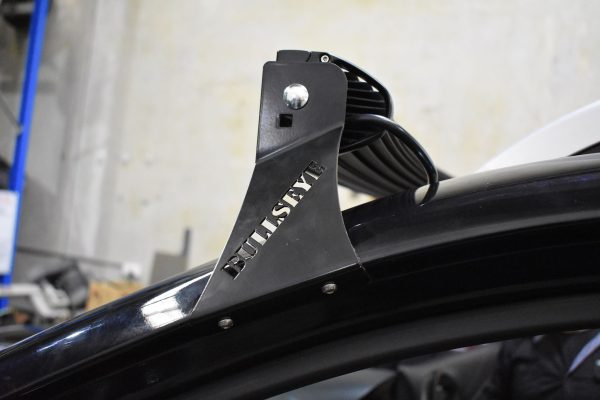 Nissan Navara NP300 / D23 (2014 - Present) – 50″ Curved Windscreen Mounting Bracket