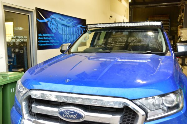 Ford PX Ranger x Everest & Mazda BT-50 (2011 - 2021) – 50” Curved Windscreen Mounting Brackets
