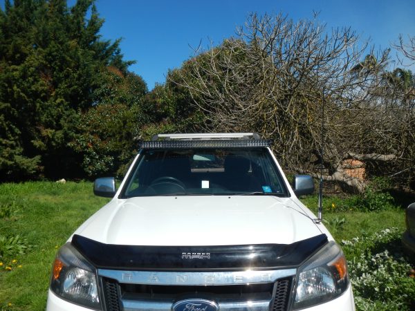 Ford Ranger PK/PJ x Ford Courier and Mazda BT50 x Mazda Bravo - 50" Curved Windscreen Mounts