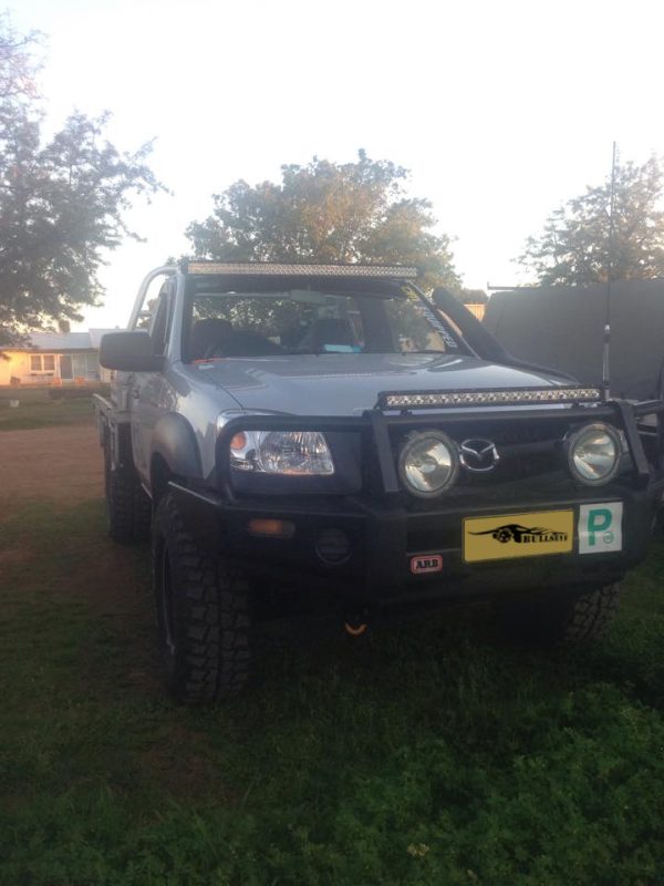 Ford Ranger PK/PJ x Ford Courier and Mazda BT50 x Mazda Bravo - 50" Curved Windscreen Mounts