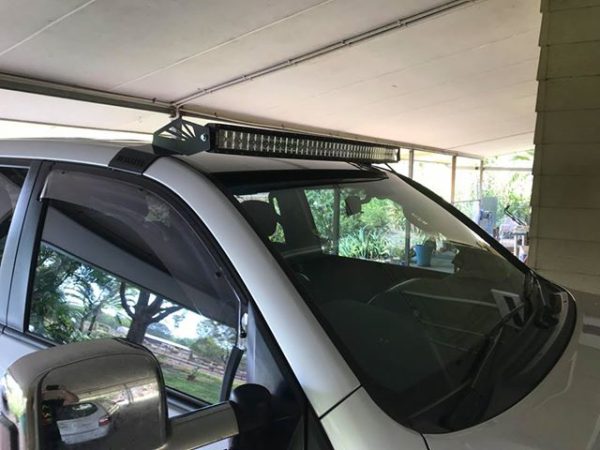 Toyota Landcruiser 200 series - 50" Curved Windscreen Mounting Brackets