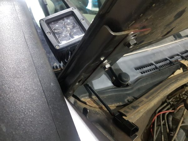 Holden Colorado RC Cowl Mounting Brackets