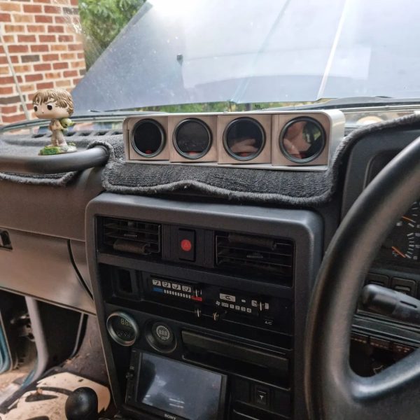 Nissan Patrol GQ Dashboard Gauge Pod with 4x Gauge Sockets - Image 8