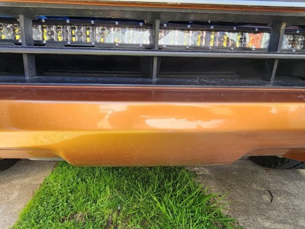 Nissan Navara NP300 Lower Grill Mount