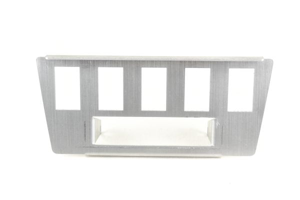 BT50 LOWER DASH SWITCH PANEL WITH UHF image 01