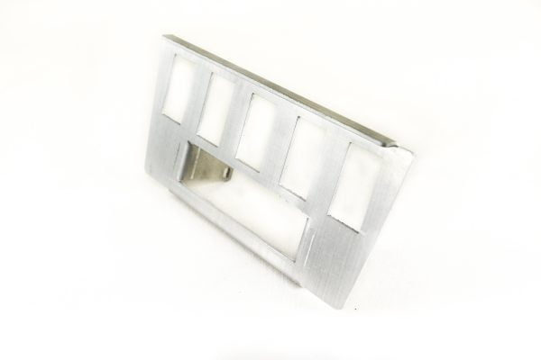 BT50 LOWER DASH SWITCH PANEL WITH UHF image 02