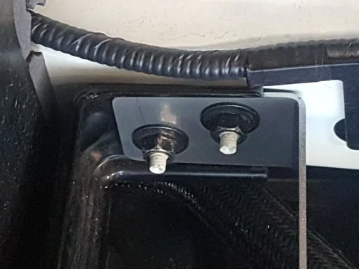 NP 300 Lowe Grill Mount