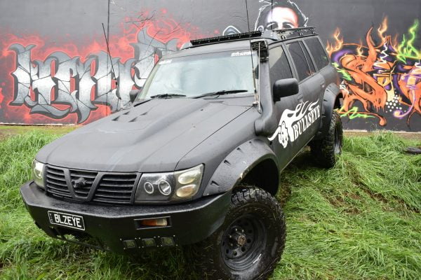 GU low profile roof rack backbone