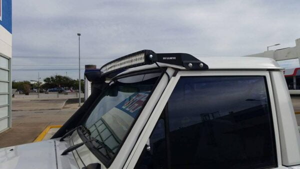 Toyota Landcruiser 75 Series 1985 ~ 2002 – 50″ Curved Windscreen Mount