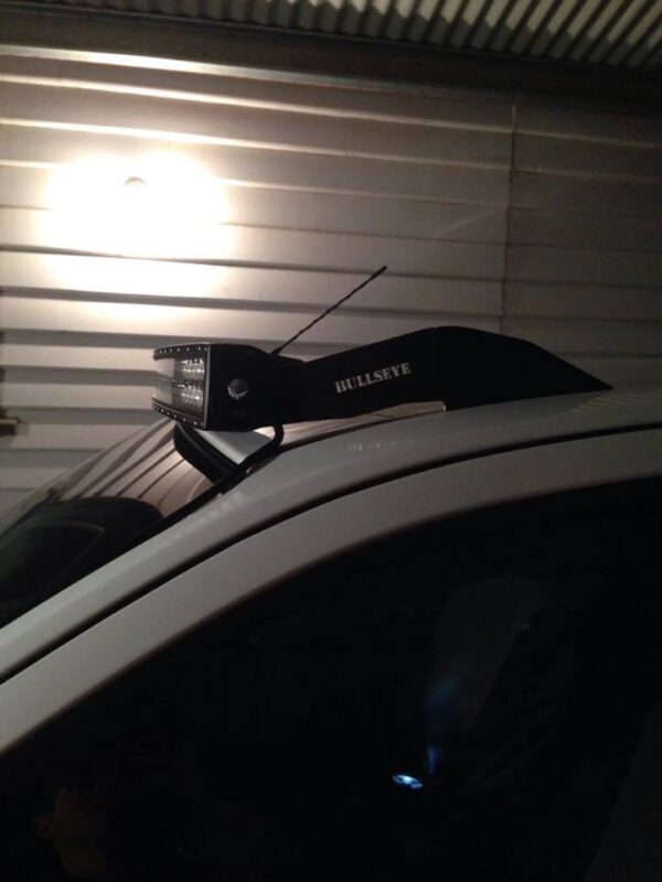 Toyota Hilux N70 2005-2015 x Holden Colorado RG - 42" Curved Windscreen Mounting Brackets