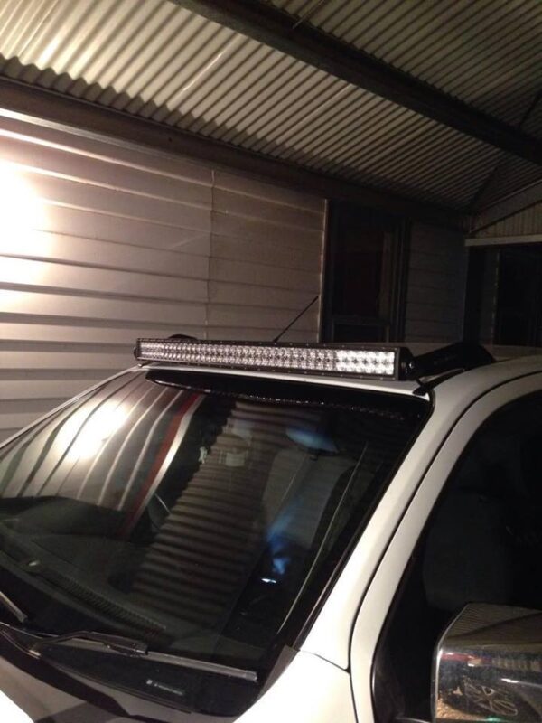 Toyota Hilux N70 2005-2015 x Holden Colorado RG - 42" Curved Windscreen Mounting Brackets