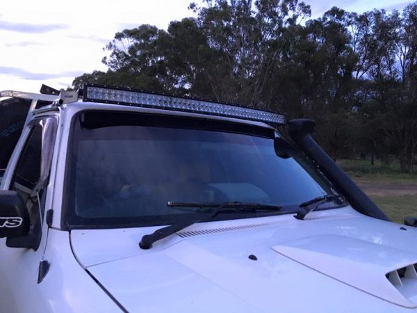 Toyota Landcruiser 80 Series (1989 ~ 1998) - 50 Curved Windscreen Mounting Brackets