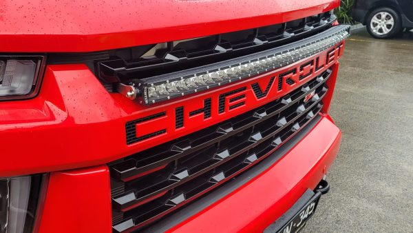 Chevrolet Silverado 2500 – Grill Mounting Brackets