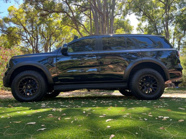 Ford Next-Gen Ranger - 50" Curved Windscreen Mounting Brackets