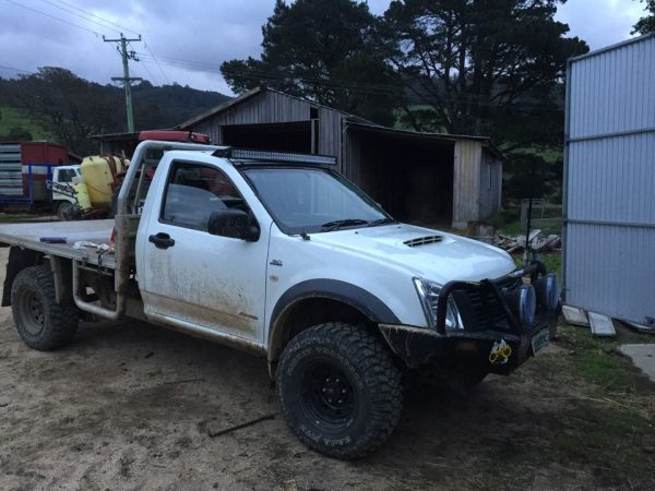 Holden Colorado RC (2008 - 2011), Holden Rodeo RA (2003 - 2008) & Isuzu D-Max Gen 1 (2002 - 2012) (1)