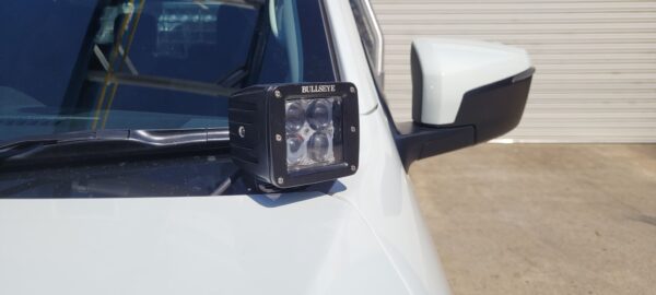 Isuzu DMAX 2021 - Present Cowl Mounts